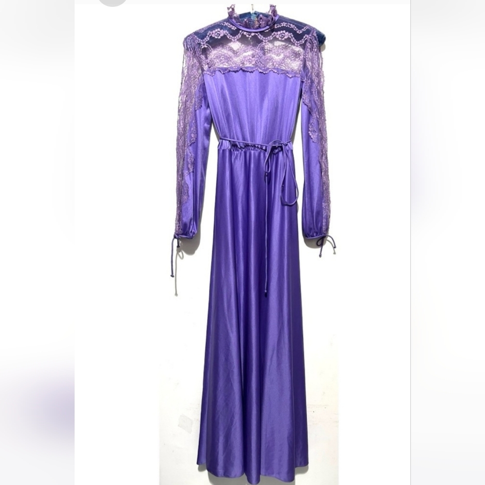 Vintage 70s Victorian Maxi Dress Prairie Purple Poly Knot Lace Waist Tie XS